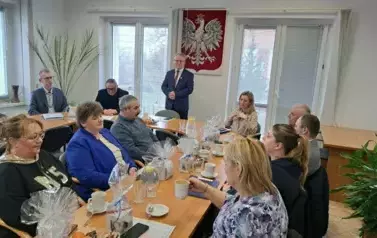 W&oacute;jt gminy dziękuje sołtysom za owocną wsp&oacute;łpracę i serdeczność