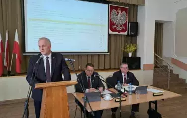 Starosta sępoleński Jarosław Tadych informuje o planach rozbudowy Szpitala Powiatowego w Więcborku