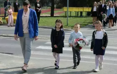 Święto Konstytucji 3 Maja 2025 Złożenie kwiat&oacute;w pod &bdquo;Pomnikiem Wdzięczności&rdquo; 30