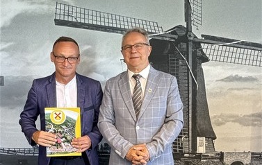 Akt mianowania nauczycieli 2026 - Sławomir Maniawski