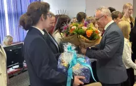 Szkolne Koło Młodych Wolontariuszy &bdquo;MOGĘ WIĘC, POMOGĘ&rdquo; przy Szkole Podstawowej im. Mieczysława Droboszewskiego w Wąwelnie laureatem &bdquo;Krajeńskiej Iskierki&rdquo; za rok 2024! 4