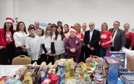 Urząd Gminy Sośno i jednostki organizacyjne przygotowały paczkę w ramach Szlachetnej Paczki 2025 24