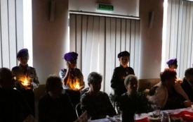 Wigilia Senior&oacute;w &ndash; wsp&oacute;lne świętowanie w wyjątkowej atmosferze 45