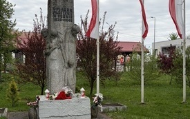 Uroczyste obchody 81. rocznicy zakończenia II wojny światowej w Gminie Sośno 1