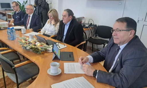 Przedstawiciele gminy biorący udział w prezydium rady gminy